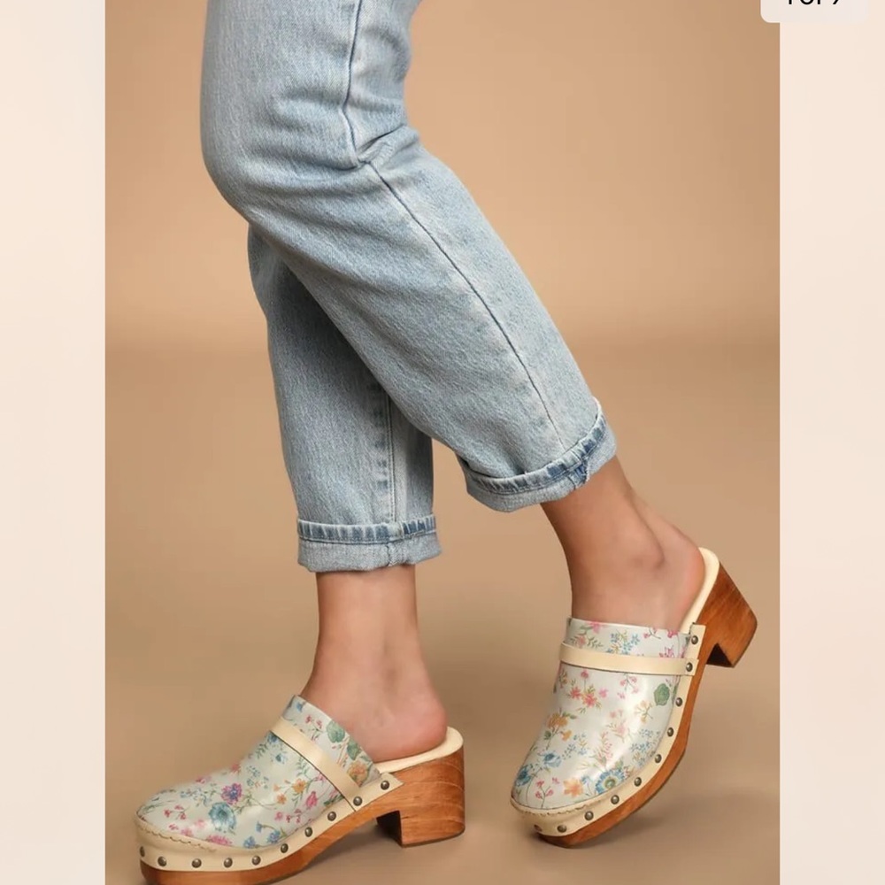 Free People Leather "Calabasas" Clogs (Ivory) Multi